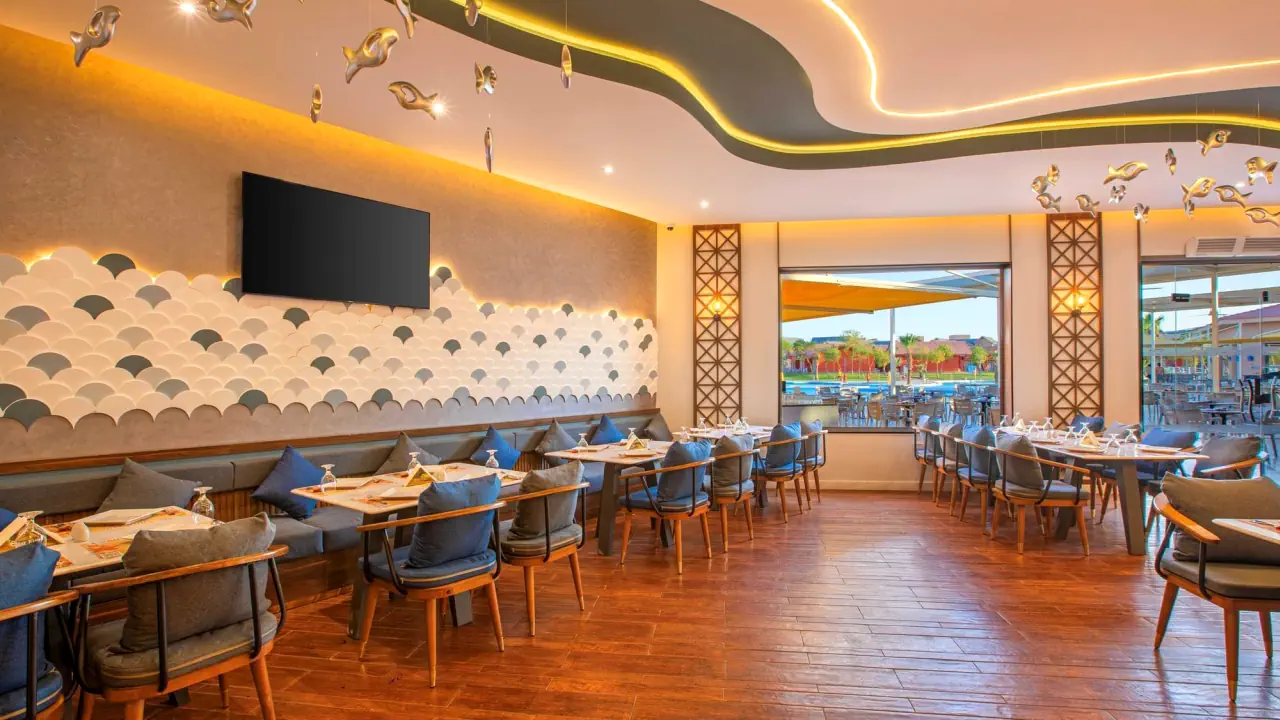 الفندق الباتروس ووتر فالي ريزورت نيفير لاند - الغردقة